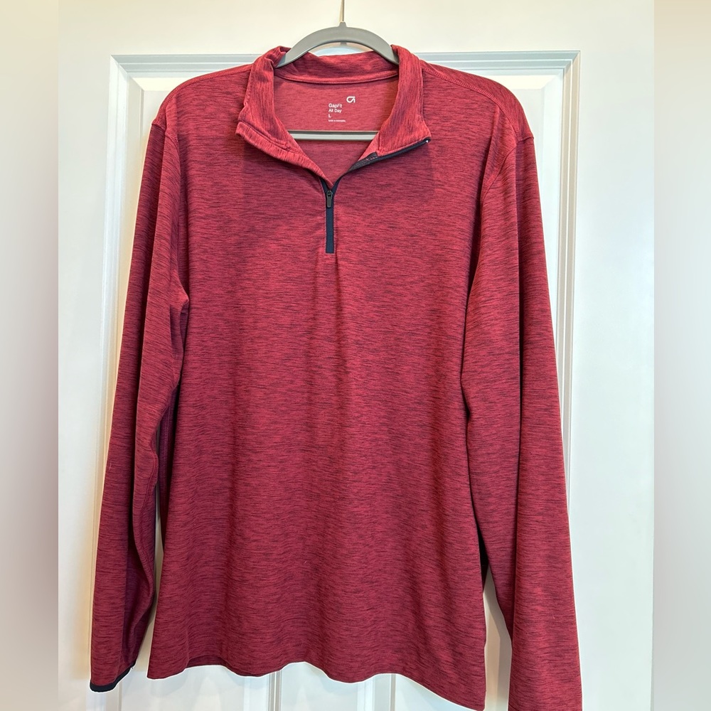 Red MENS pullover